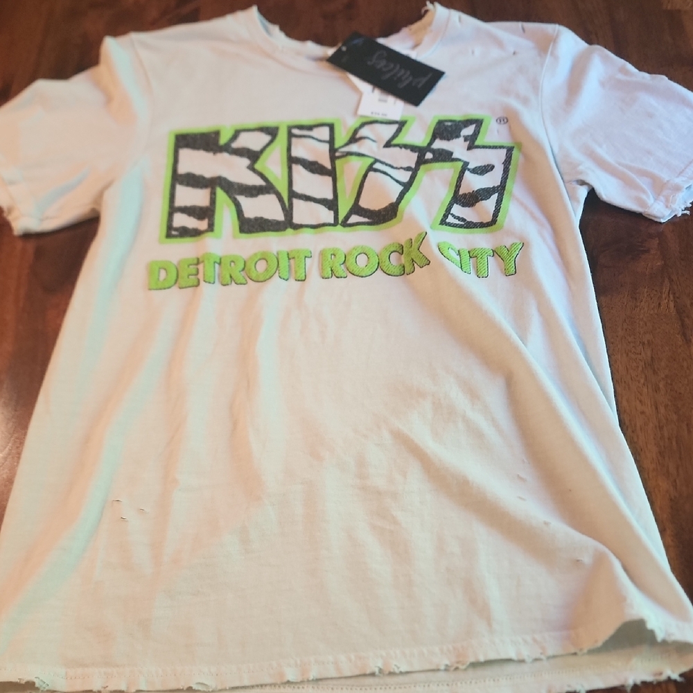 Womens Philcos KISS Detroit Rock City Short Sleeve T Shirt NWT SM